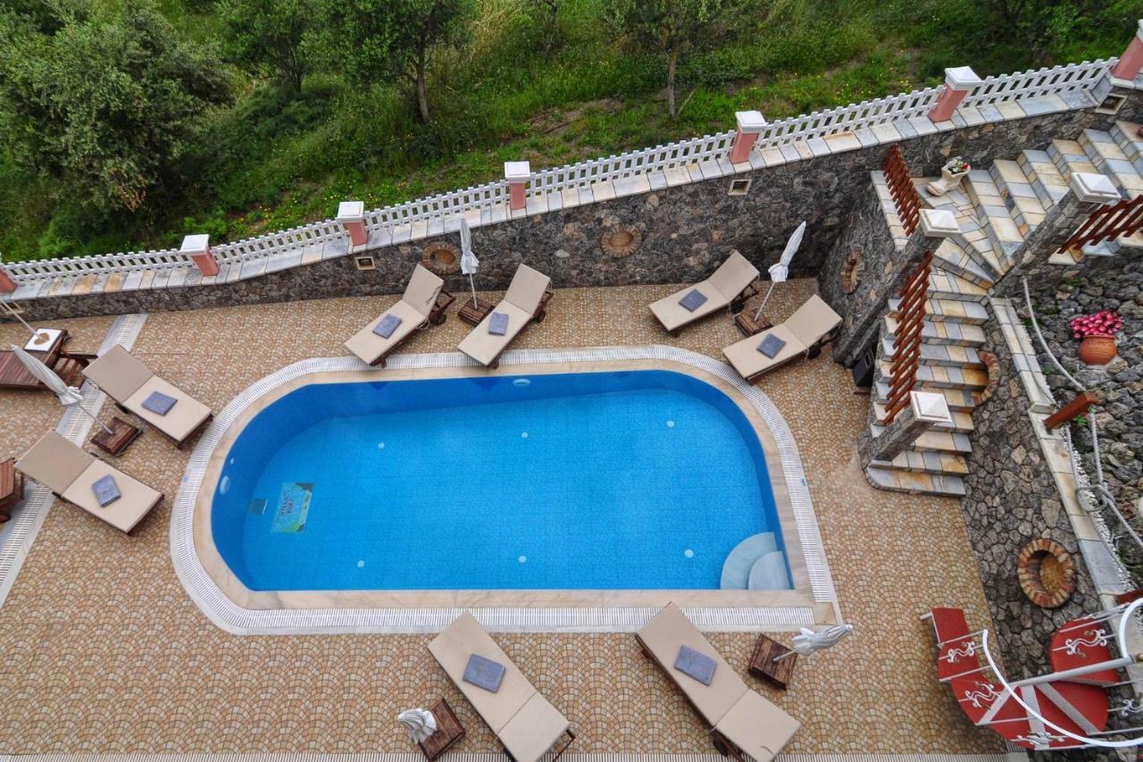 Angela Pool Apartments Agios Georgios Pagon Luaran gambar