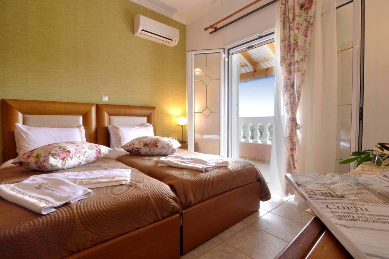 Angela Pool Apartments Agios Georgios Pagon Luaran gambar